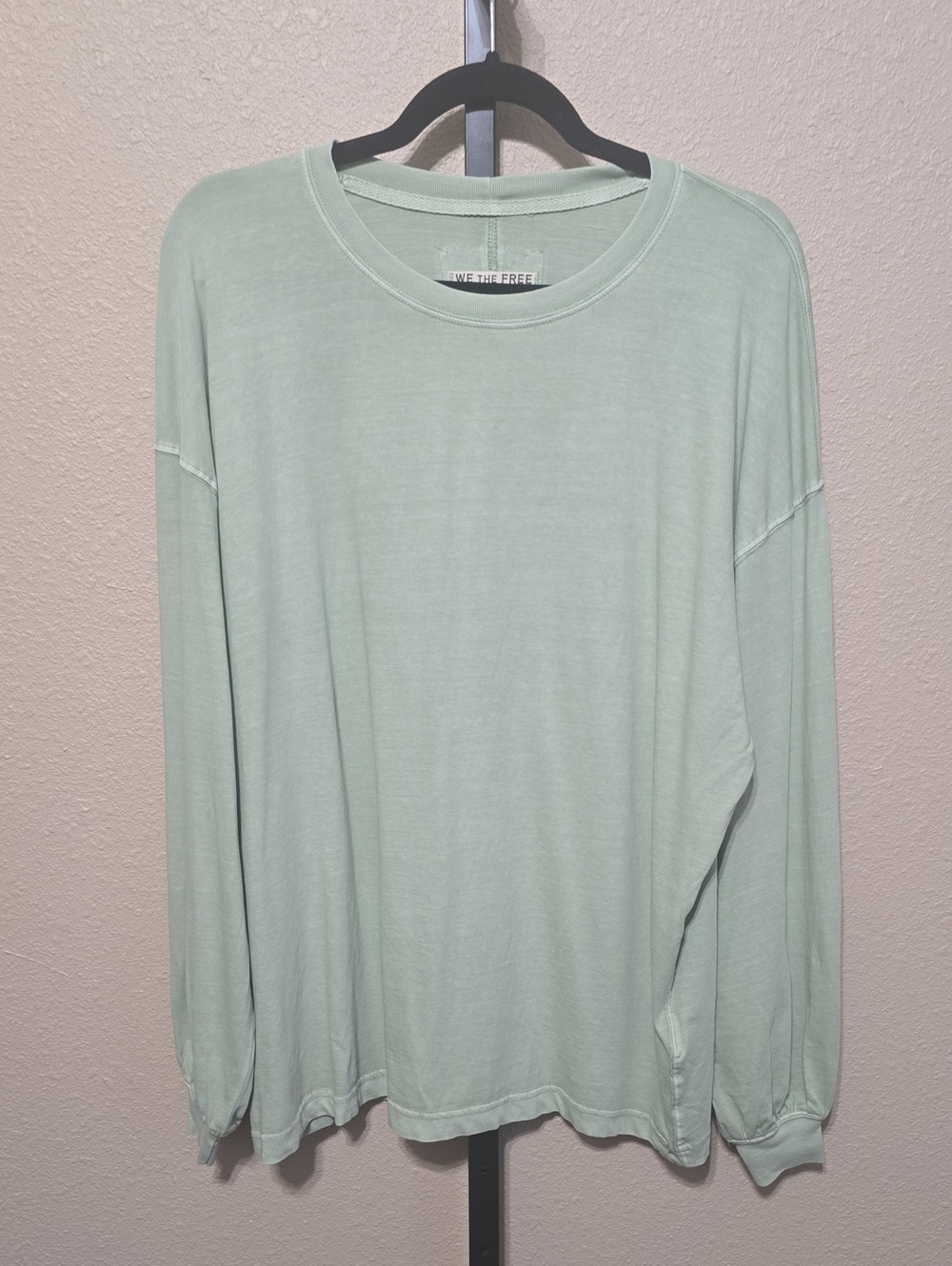 NWT We The Free Perfect Oversized Long Sleeved Top. Medium